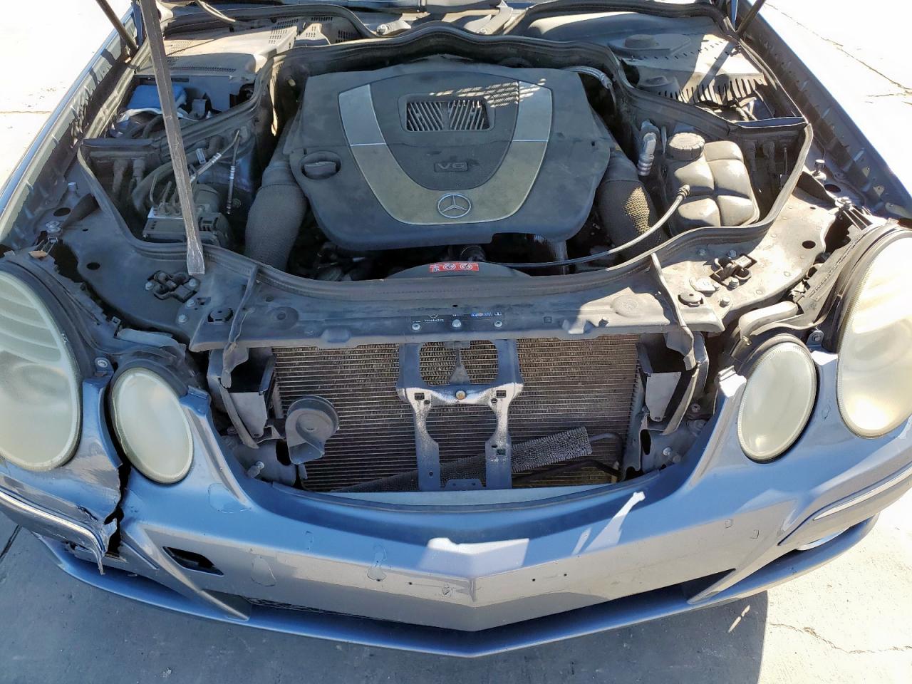 2007 Mercedes-Benz E-klasse VIN WDBUF56X17A992119 Copart auction photo, front end / side damage thumbnail 11