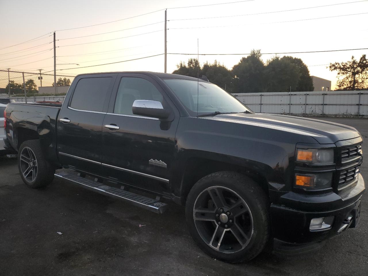 2015 Chevrolet Silverado VIN 3GCUKTEJ7FG440381 Copart auction photo, all over damage thumbnail 4