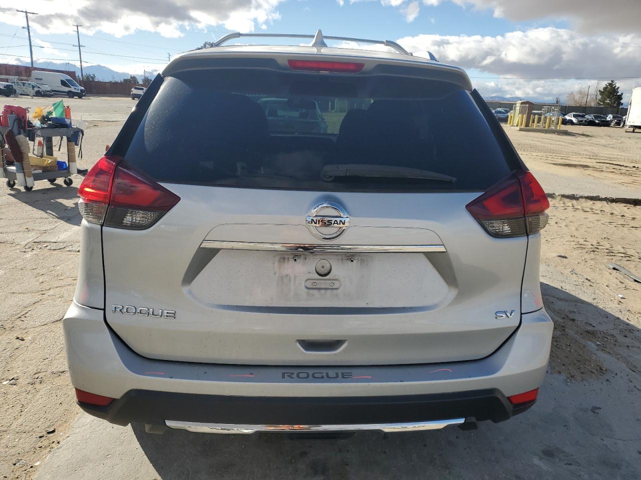 2018 Nissan Rogue VIN KNMAT2MTXJP565568 Copart auction photo, front end damage thumbnail 6