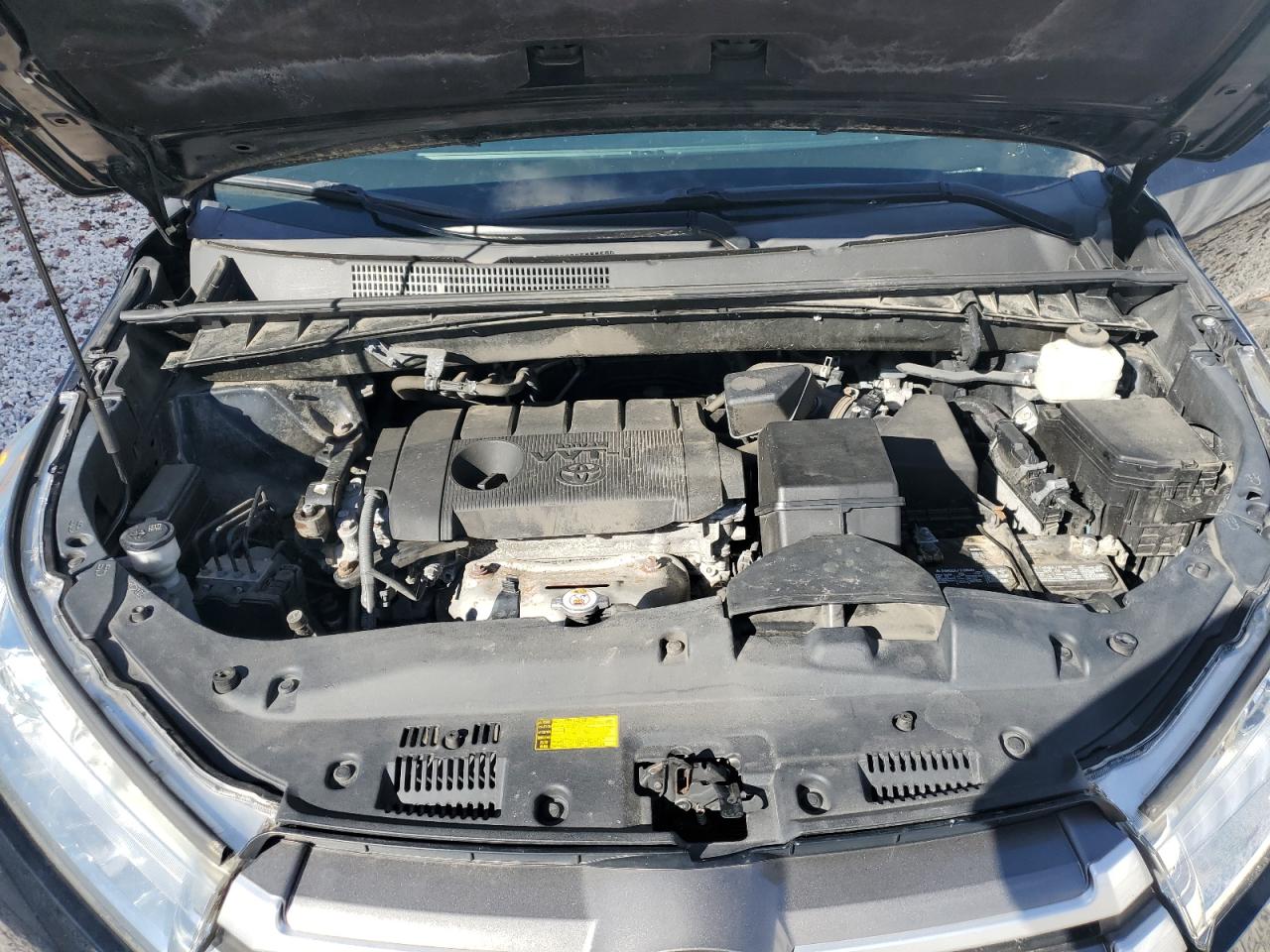 2019 Toyota Highlander VIN 5TDZARFH6KS048723 Copart auction photo, side / front end damage thumbnail 12