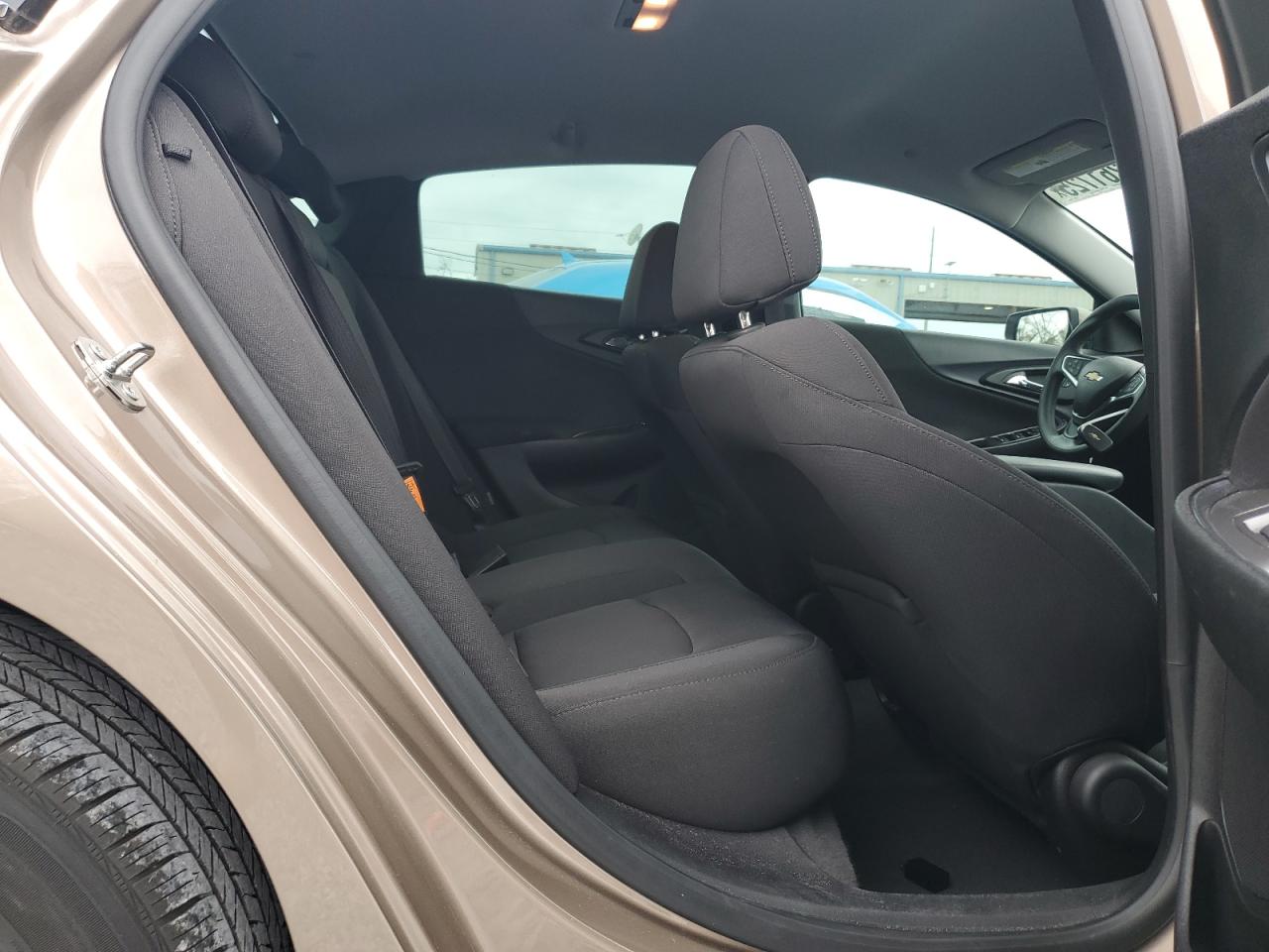 2019 Chevrolet Malibu VIN 1G1ZD5STXKF125807 Copart auction photo, vandalism damage thumbnail 10