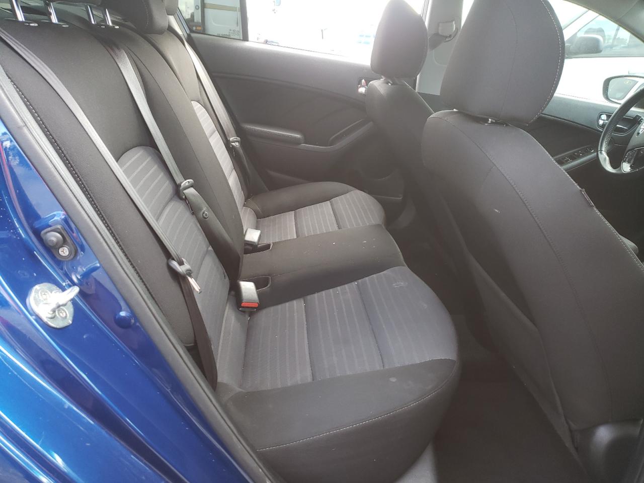 2018 KIA Forte VIN 3KPFL4A76JE210678 Copart auction photo, vandalism damage thumbnail 10