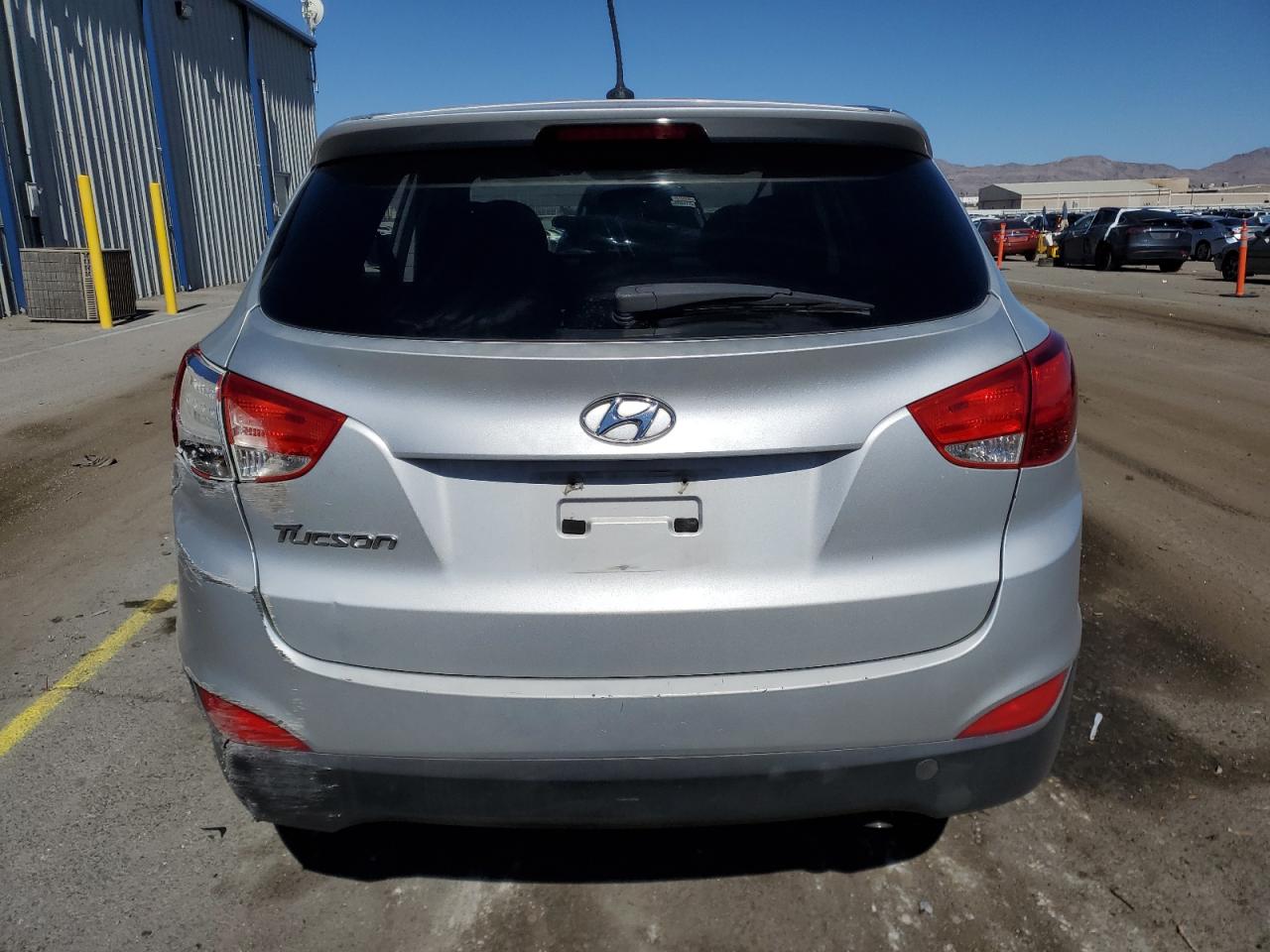 2014 Hyundai Tucson VIN KM8JT3AF2EU948072 Copart auction photo, vandalism / rear end damage thumbnail 6