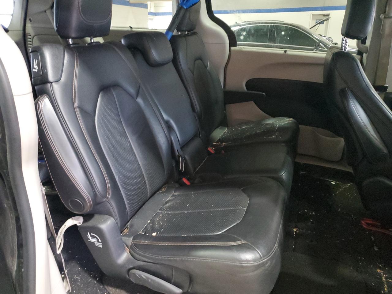 2019 Chrysler Pacifica VIN 2C4RC1BG4KR526283 Copart auction photo, front end / mechanical damage thumbnail 11
