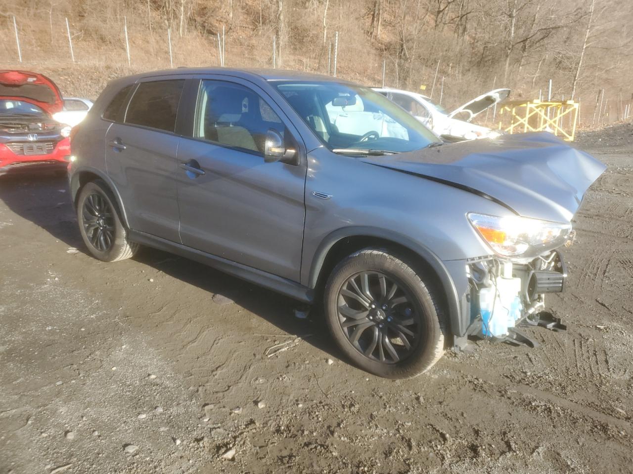 2018 Mitsubishi Outlander VIN JA4AR3AUXJZ028618 Copart auction photo, front end damage thumbnail 4