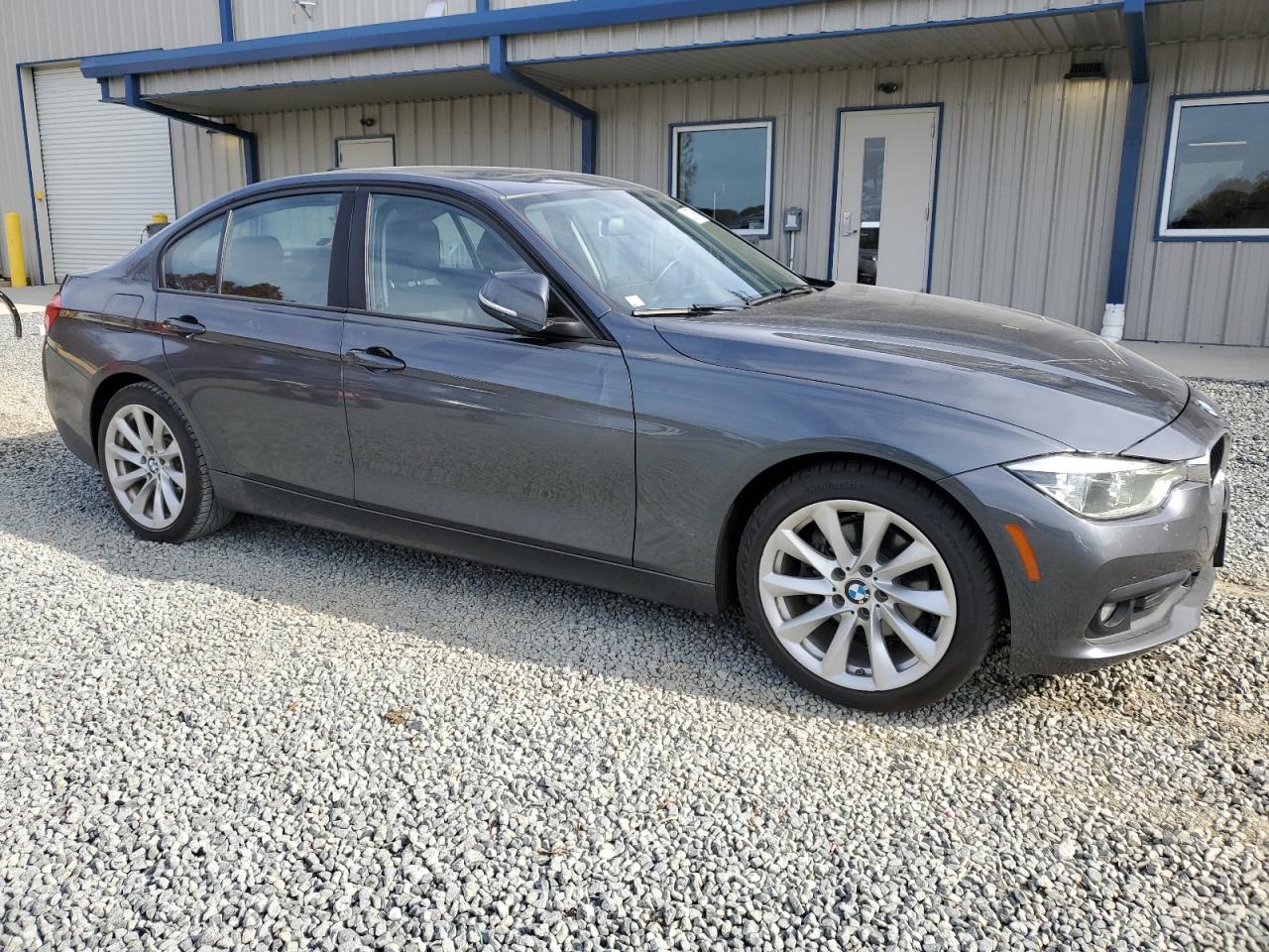 2018 BMW 3er VIN WBA8A3C57JA489451 Copart auction photo, side damage thumbnail 4