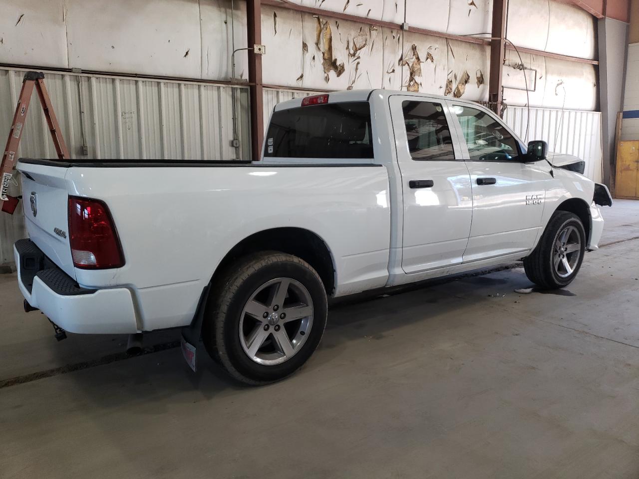 2018 RAM 1500 VIN 1C6RR7FG2JS122611 Copart auction photo, front end damage thumbnail 3