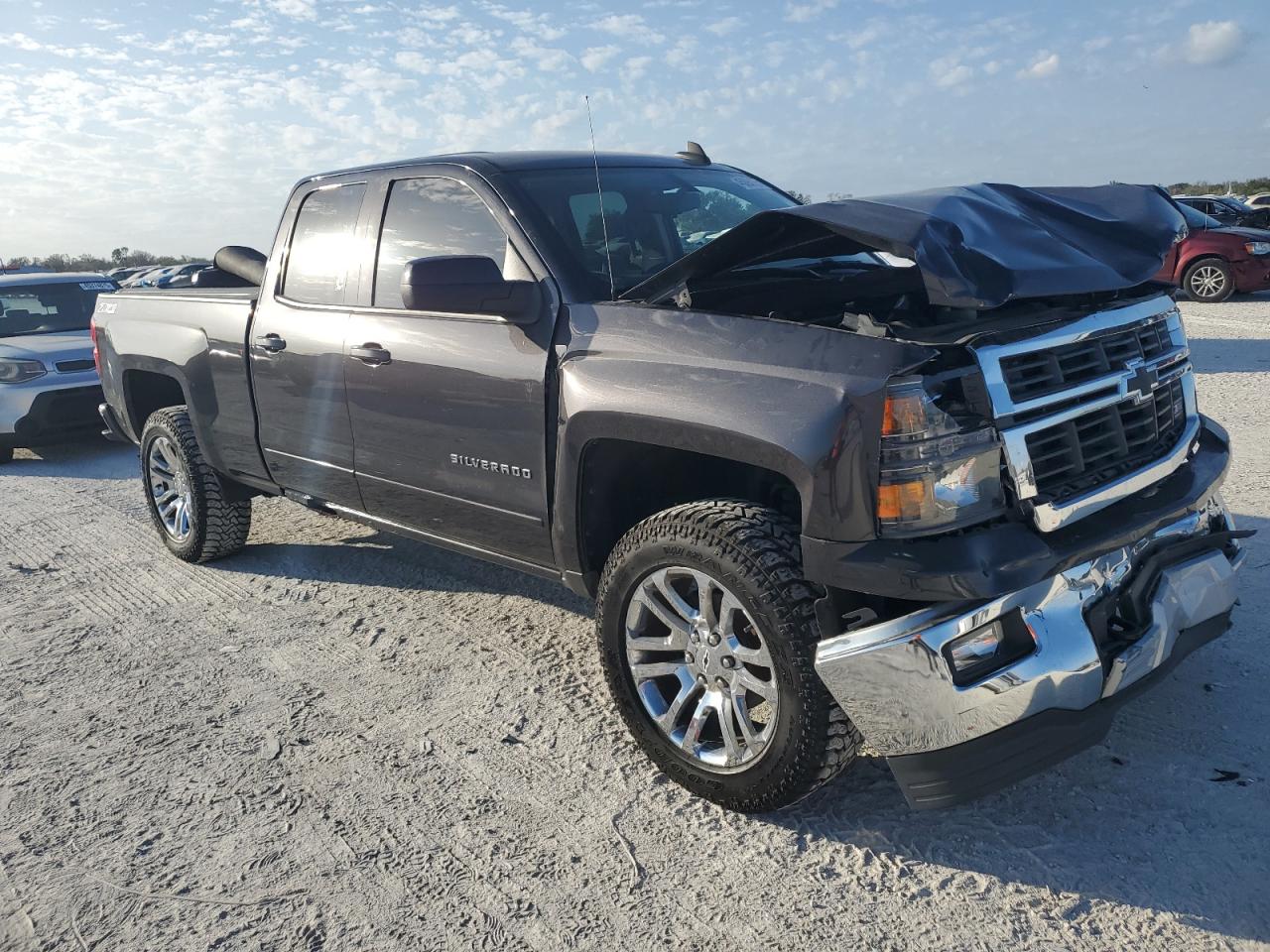 2015 Chevrolet Silverado VIN 1GCVKREC9FZ391029 Copart auction photo, front end damage thumbnail 4