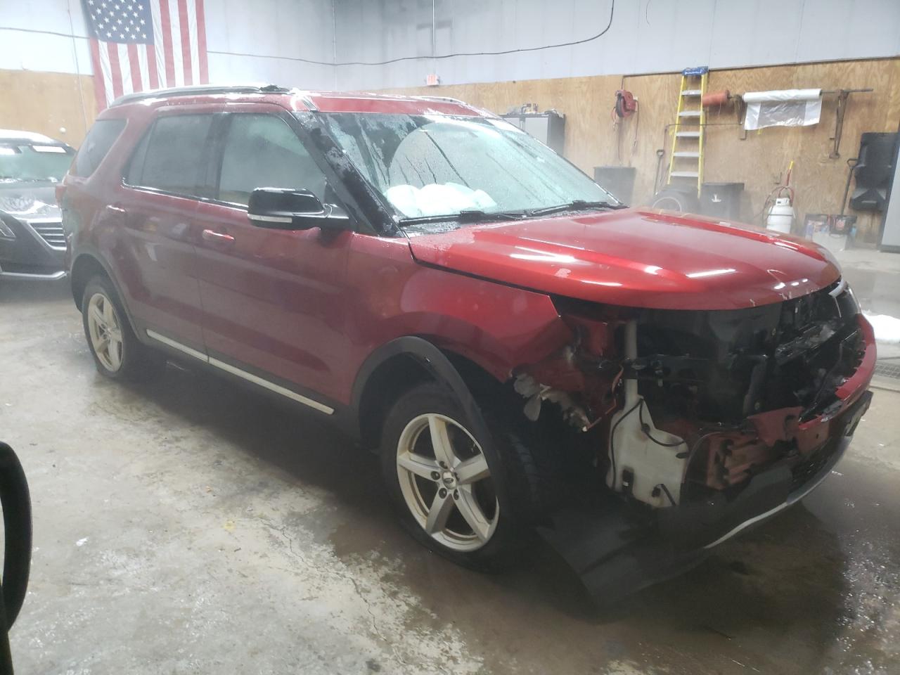 2016 Ford Explorer VIN 1FM5K8D83GGA31996 Copart auction photo, front end / minor dent/scratches damage thumbnail 4