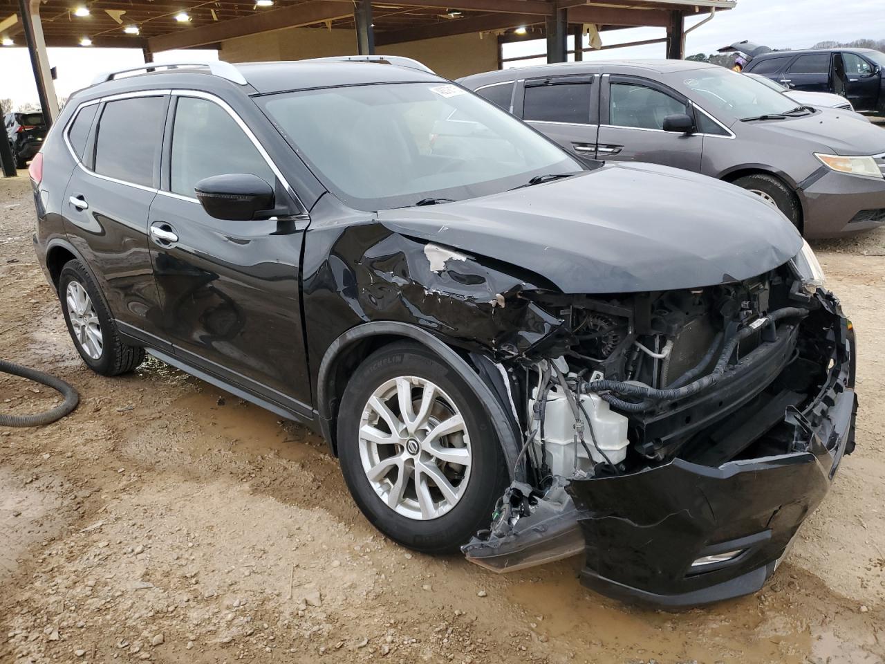 2017 Nissan Rogue VIN KNMAT2MTXHP611779 Copart auction photo, front end damage thumbnail 4
