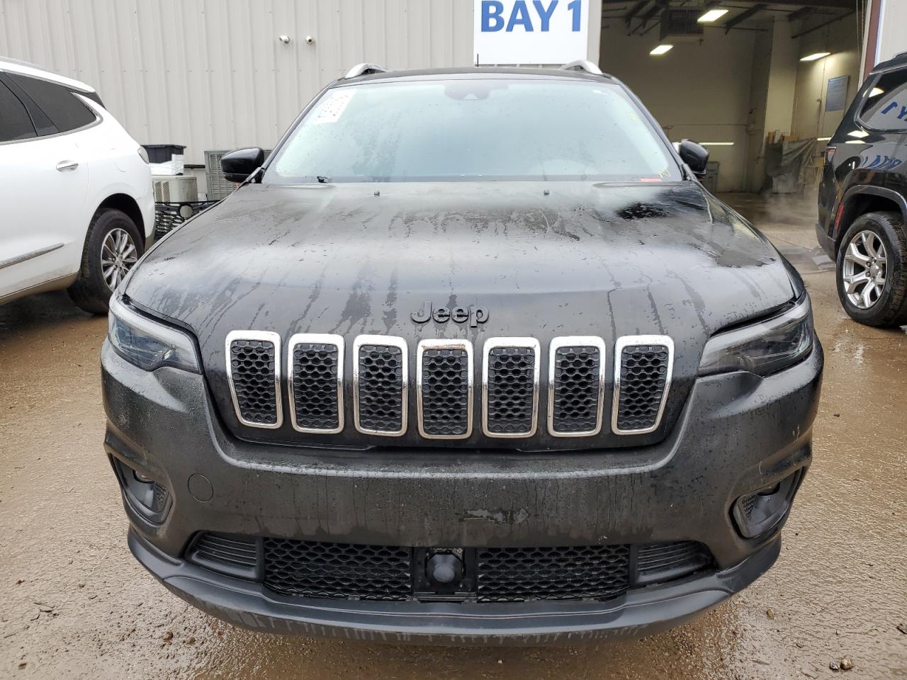 2021 Jeep Grand Cherokee VIN 1C4PJMLB9MD102623 Copart auction photo, all over damage thumbnail 5