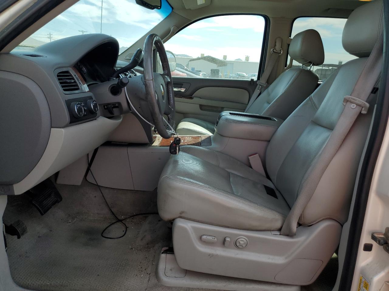 2011 Chevrolet Avalanche VIN 3GNTKGE3XBG173730 Copart auction photo, mechanical damage thumbnail 7