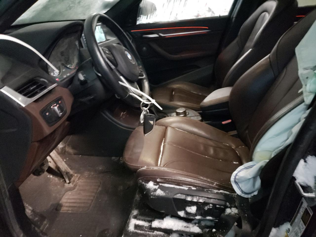 2018 BMW X1 VIN WBXHT3C3XJ5F92650 Copart auction photo, side / front end damage thumbnail 7