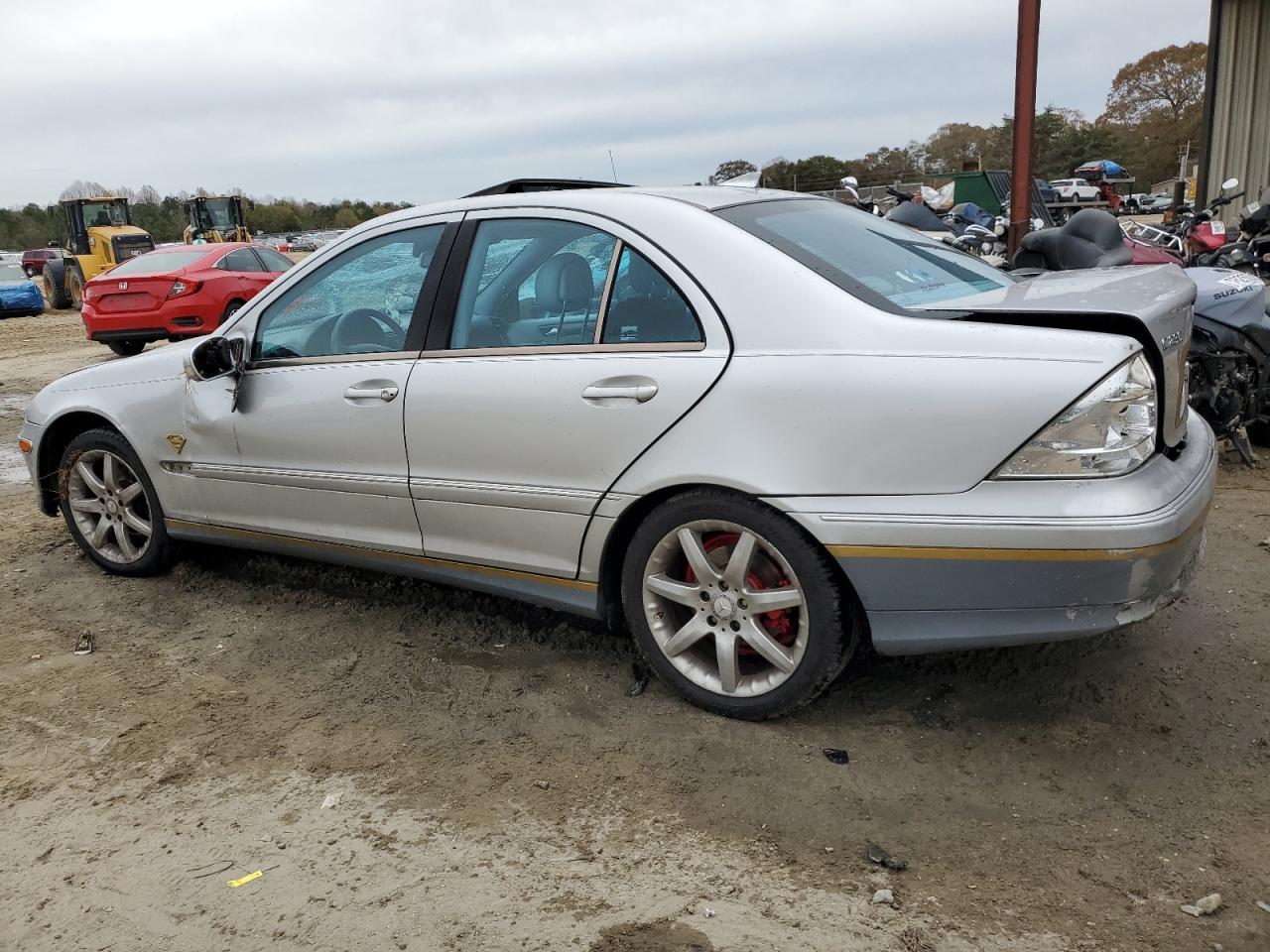 2004 Mercedes-Benz C-klasse VIN WDBRF40J14A548030 Copart auction photo, rollover damage thumbnail 2