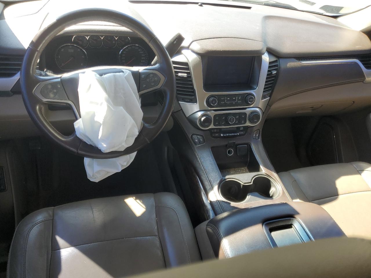 2015 Chevrolet Suburban VIN 1GNSCJKC0FR610456 Copart auction photo, front end damage thumbnail 8