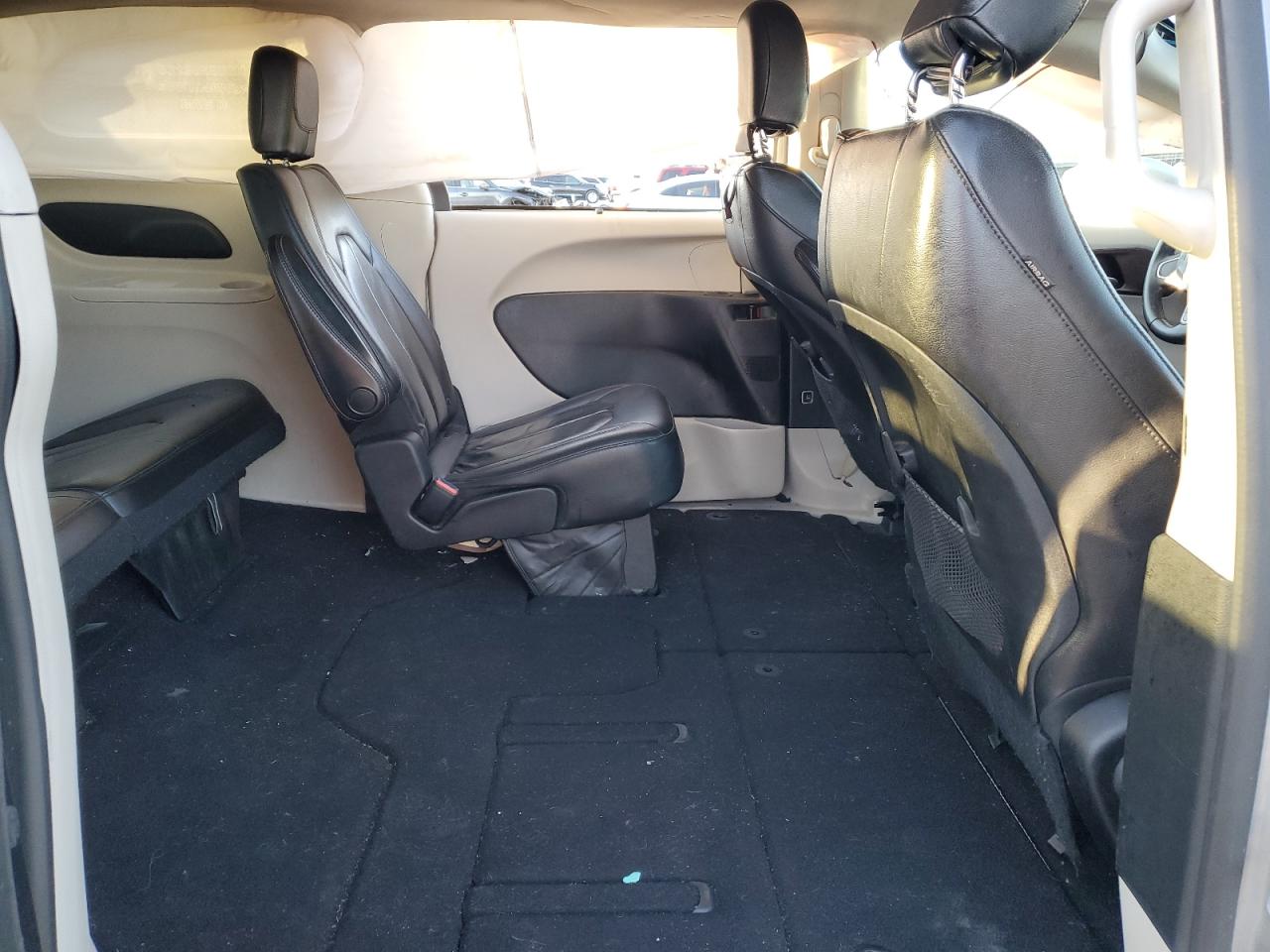 2017 Chrysler Pacifica VIN 2C4RC1BG0HR683334 Copart auction photo, side damage thumbnail 11