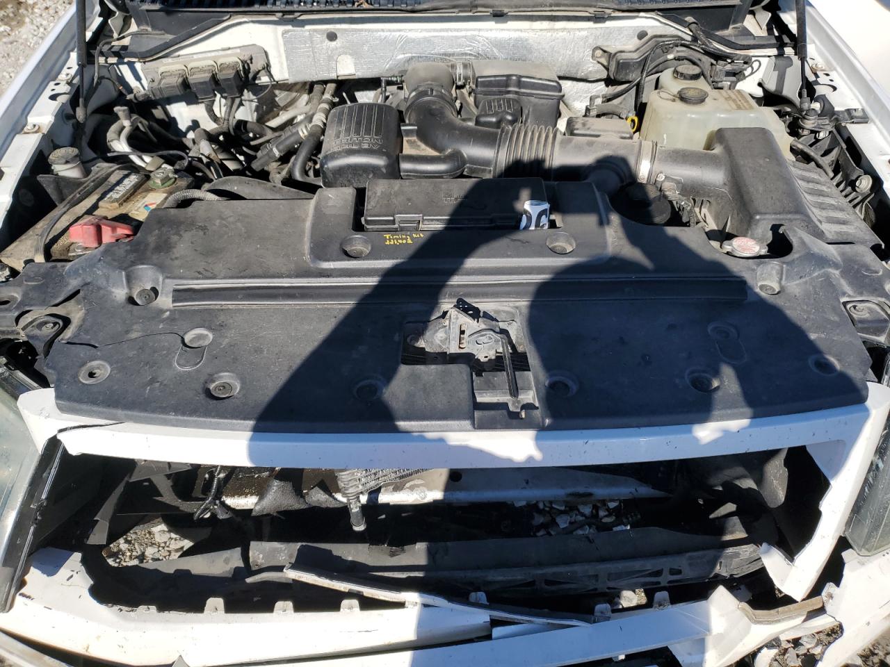 2010 Ford Expedition VIN 1FMJU2A5XAEA64366 Copart auction photo, front end damage thumbnail 13