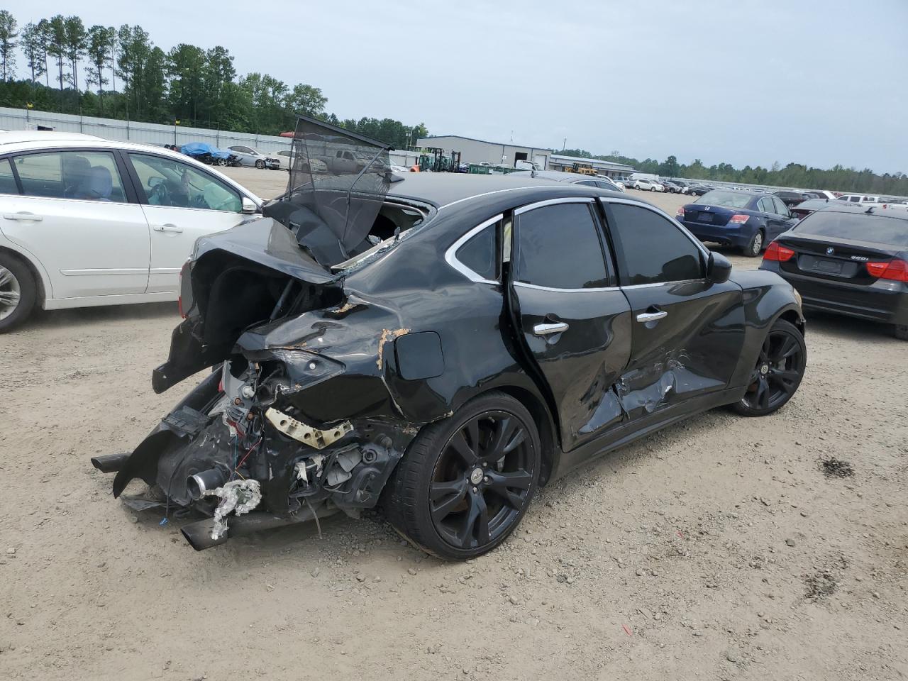 2011 Infiniti M VIN JN1AY1AP6BM520488 Copart auction photo, rollover damage thumbnail 3