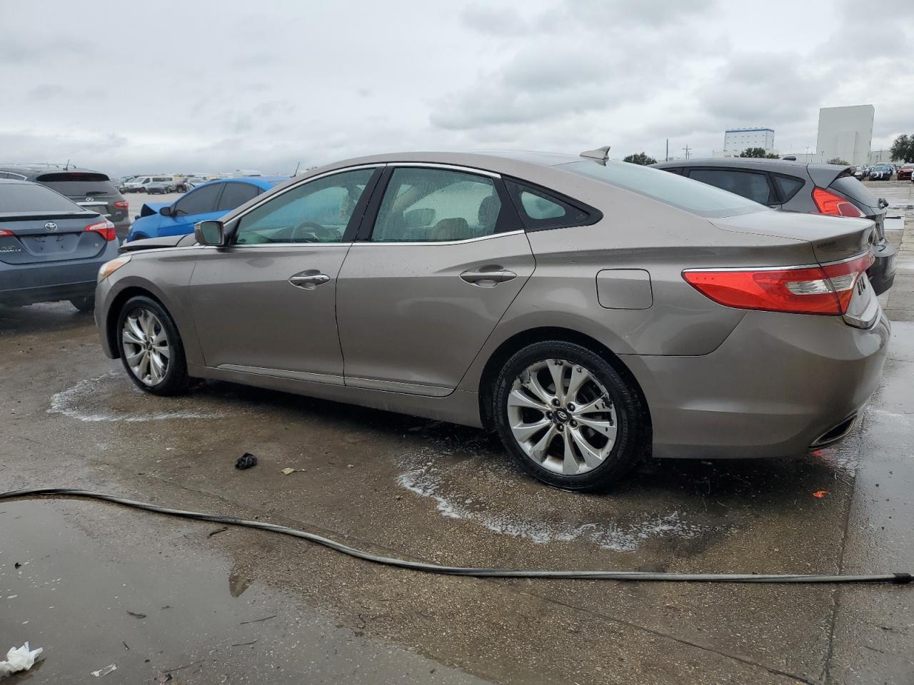 2013 Hyundai Azera VIN KMHFG4JG0DA288574 Copart auction photo, front end damage thumbnail 2