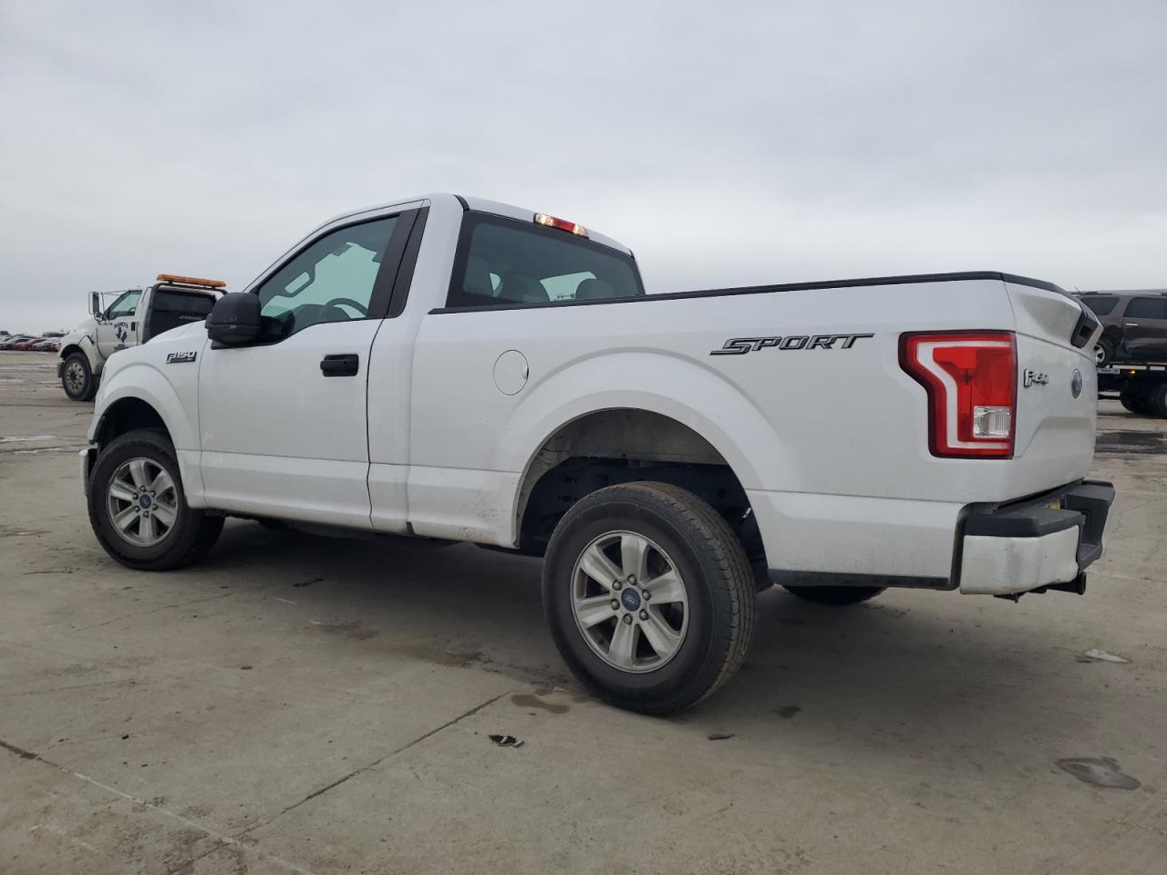 2017 Ford F-150 VIN 1FTMF1C87HKE09944 Copart auction photo, front end damage thumbnail 2