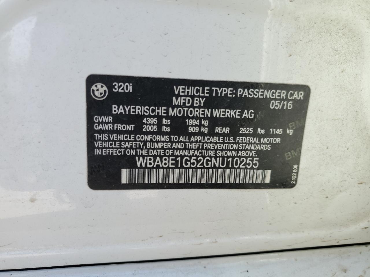 2016 BMW 3er VIN WBA8E1G52GNU10255 Copart auction photo, vandalism damage thumbnail 14