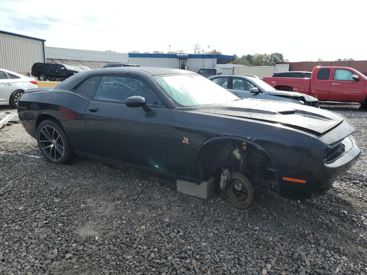 2018 Dodge Challenger VIN 2C3CDZFJ1JH142087 Copart auction photo, vandalism damage thumbnail 4