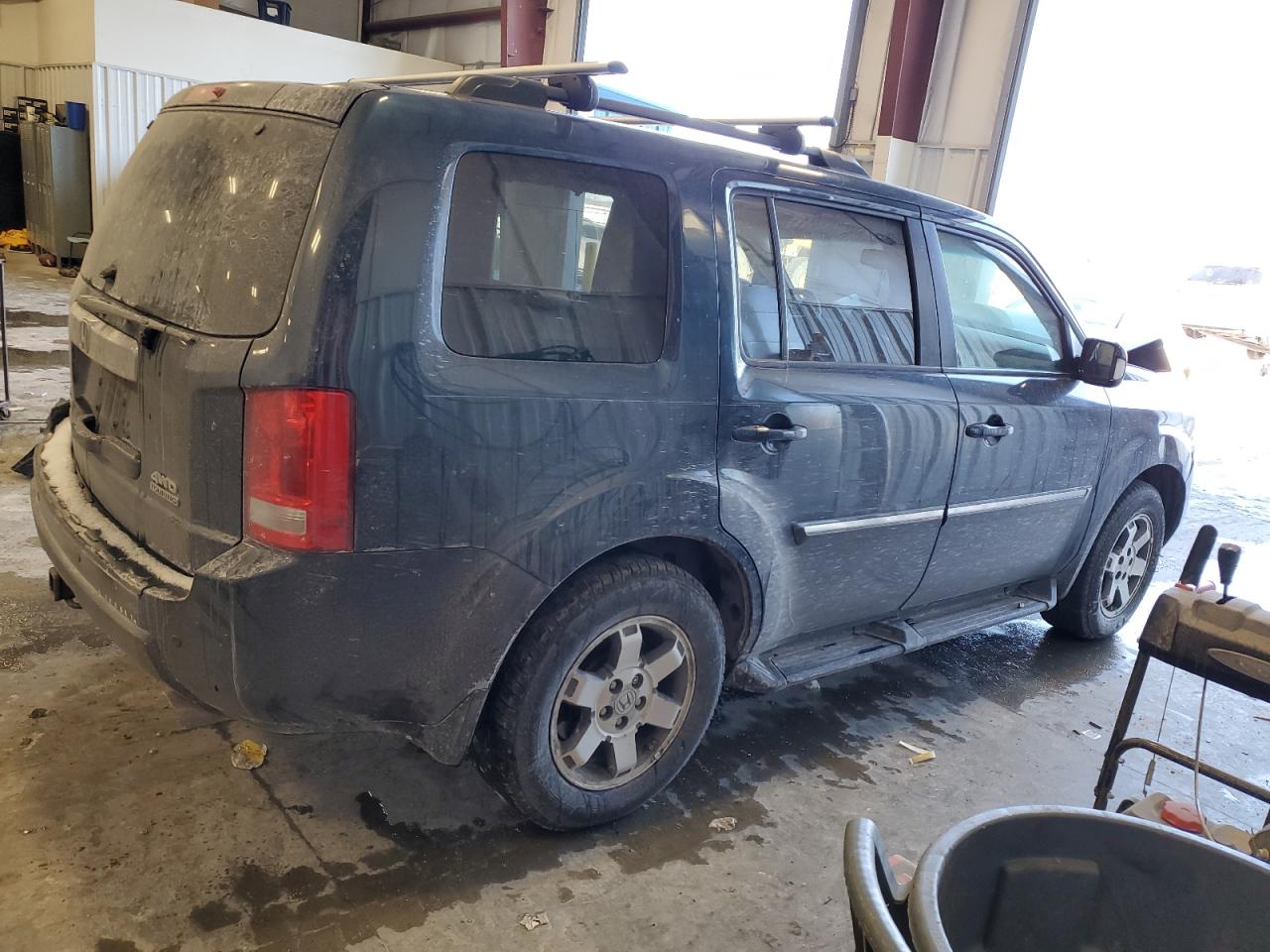 2010 Honda Pilot VIN 5FNYF4H89AB006448 Copart auction photo, front end damage thumbnail 3