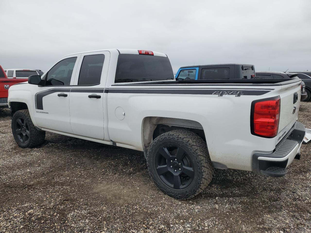 2017 Chevrolet Silverado VIN 1GCVKPEC4HZ115509 Copart auction photo, front end / rear end damage thumbnail 2