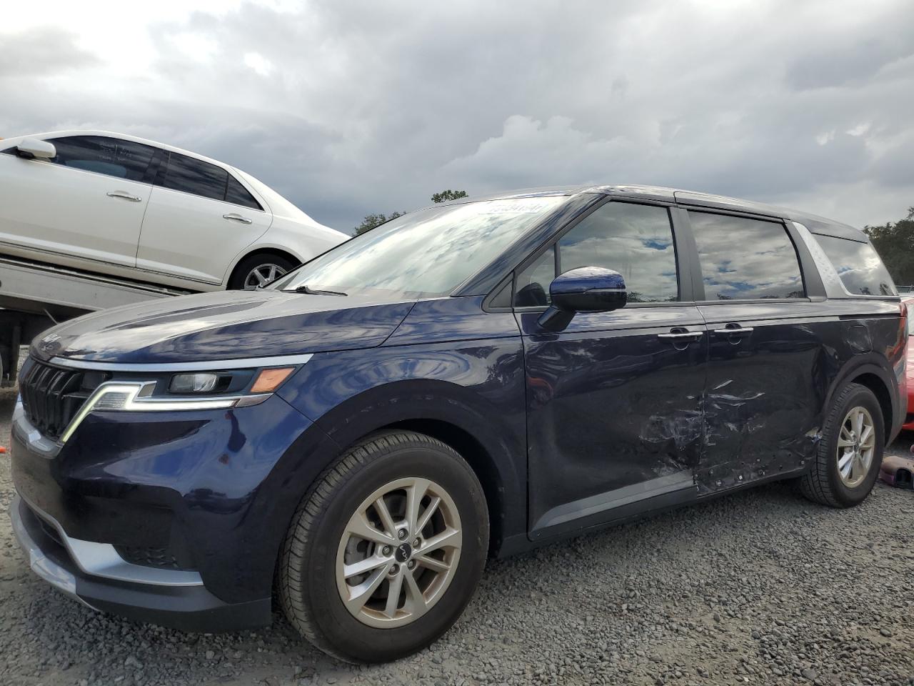 2022 KIA Carnival VIN KNDNB4H39N6156516