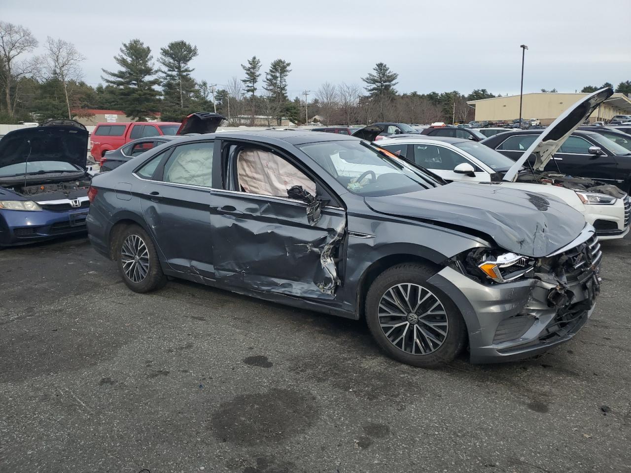 2019 Volkswagen Jetta VIN 3VWE57BU7KM259470 Copart auction photo, side / front end damage thumbnail 4