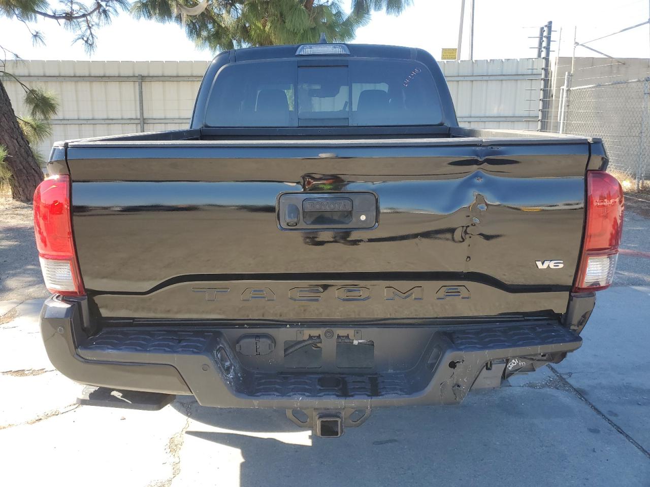 2021 Toyota Tacoma VIN 3TMCZ5AN0MM450874 Copart auction photo, front end / rear end damage thumbnail 6