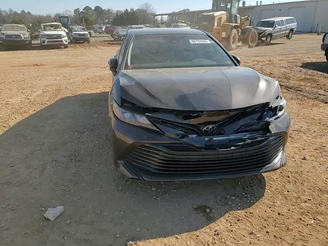 2018 Toyota Camry VIN JTNB11HKXJ3028918 Copart auction photo, rear end / front end damage thumbnail 11