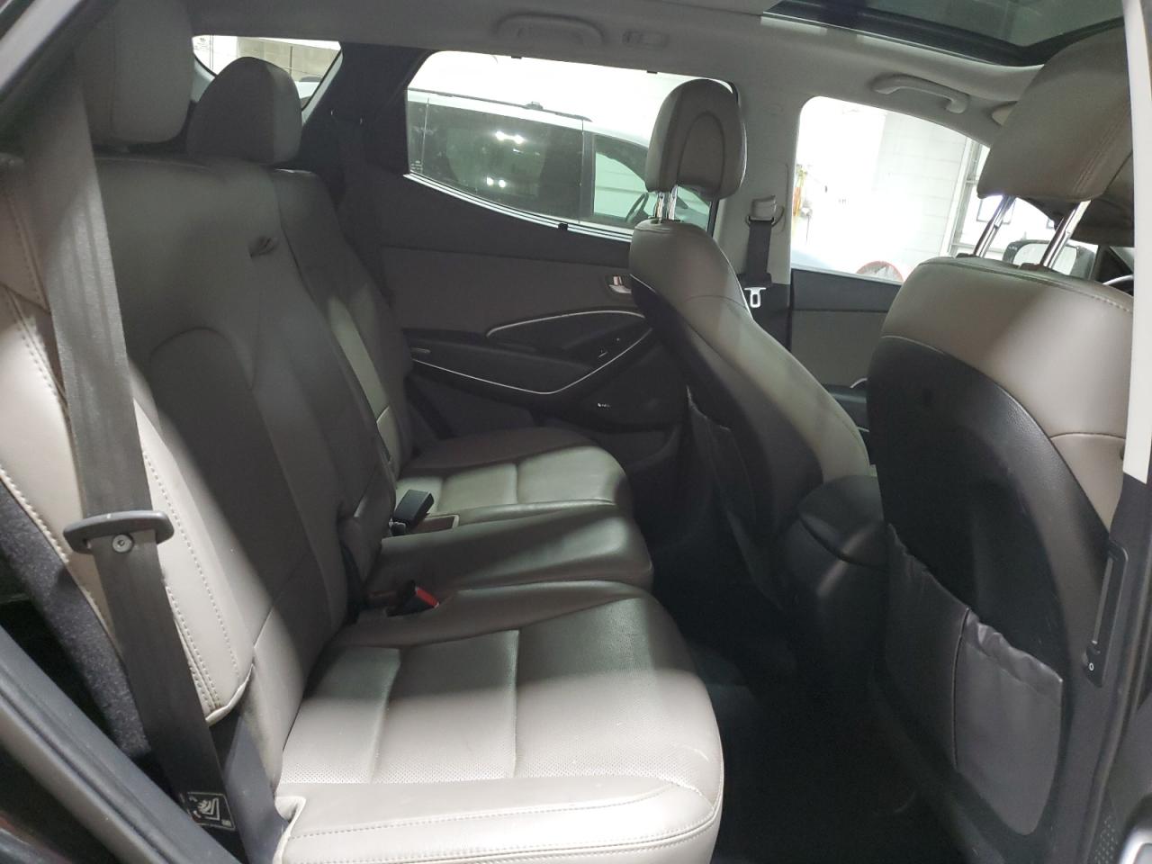 2017 Hyundai Santa Fe VIN 5XYZWDLA1HG455558 Copart auction photo, rear end damage thumbnail 11