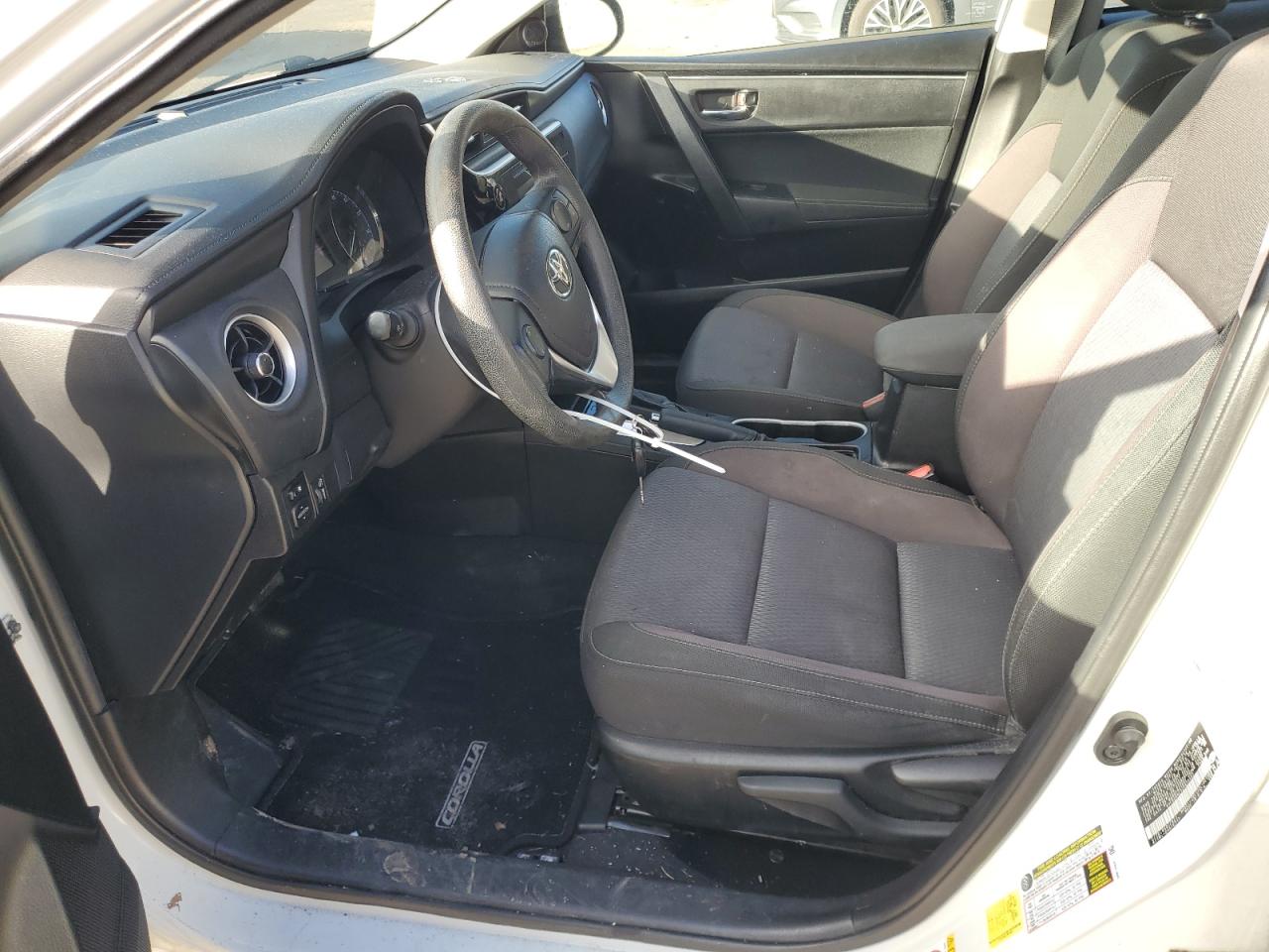 2018 Toyota Corolla VIN 5YFBURHE2JP825482 Copart auction photo, front end / minor dent/scratches damage thumbnail 7