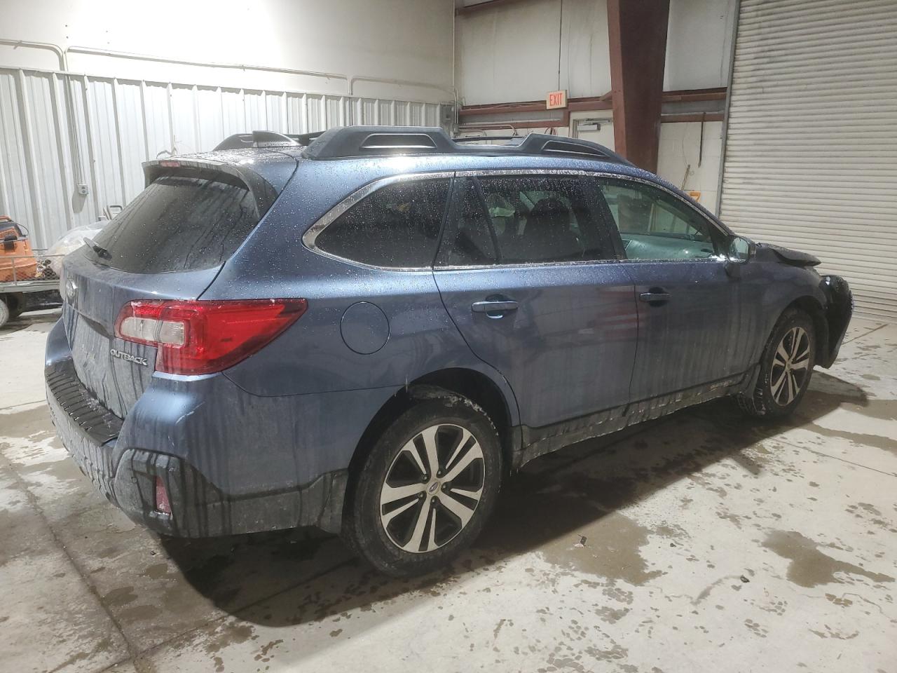2018 Subaru Outback VIN 4S4BSANCXJ3382027 Copart auction photo, front end damage thumbnail 3