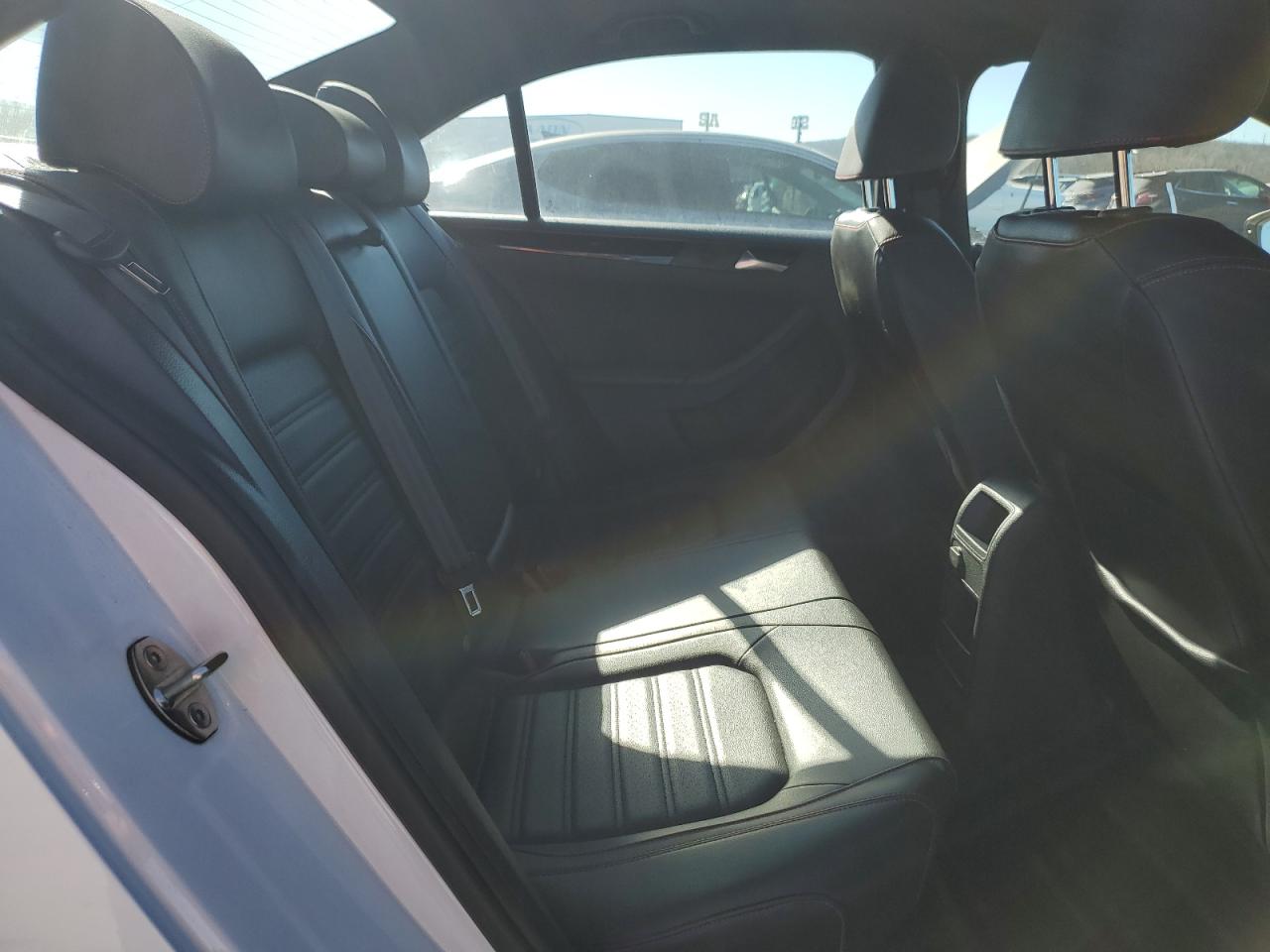 2017 Volkswagen Jetta VIN 3VW5T7AJ9HM410637 Copart auction photo, rear end / minor dent/scratches damage thumbnail 10