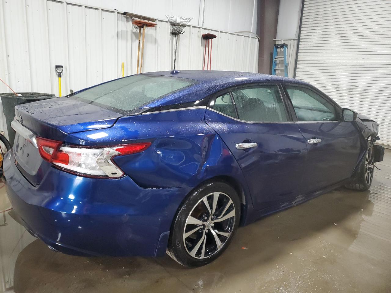 2017 Nissan Maxima VIN 1N4AA6AP5HC442062 Copart auction photo, front end / rear end damage thumbnail 3