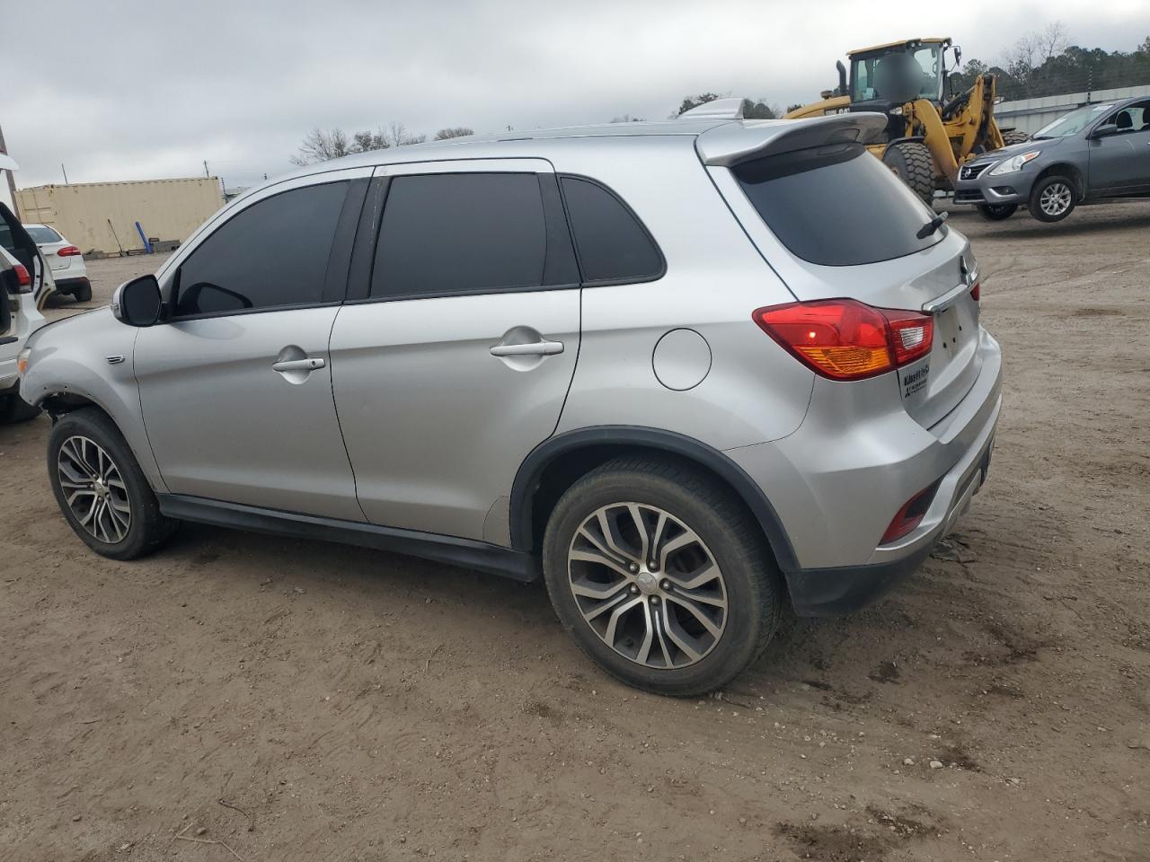 2018 Mitsubishi Outlander VIN JA4AP3AU3JU023926 Copart auction photo, front end / side damage thumbnail 2