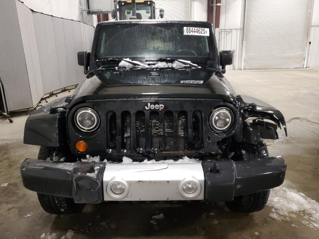 2012 Jeep Wrangler VIN 1C4AJWBG3CL164439 Copart auction photo, front end damage thumbnail 5