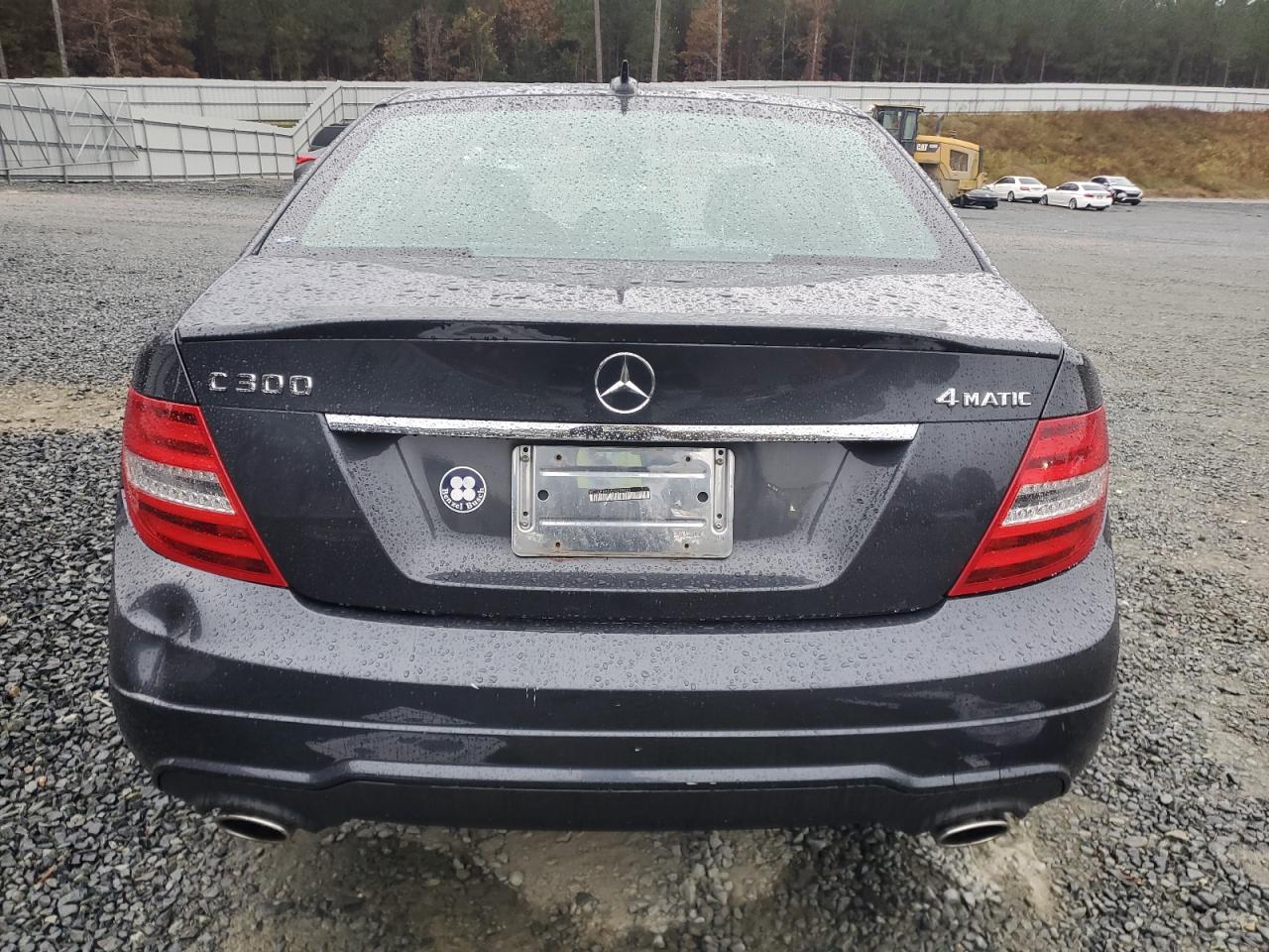 2013 Mercedes-Benz C-klasse VIN WDDGF8AB7DR299523 Copart auction photo, front end damage thumbnail 6