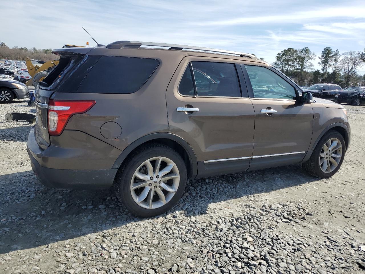2015 Ford Explorer VIN 1FM5K7D85FGA82599 Copart auction photo, rear end damage thumbnail 3