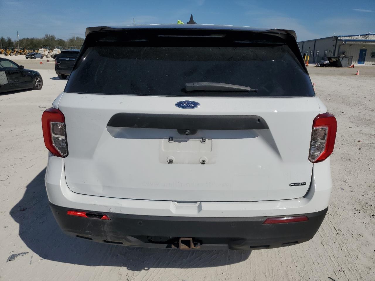 2021 Ford Explorer VIN 1FM5K8AWXMNA08614 Copart auction photo, all over damage thumbnail 6