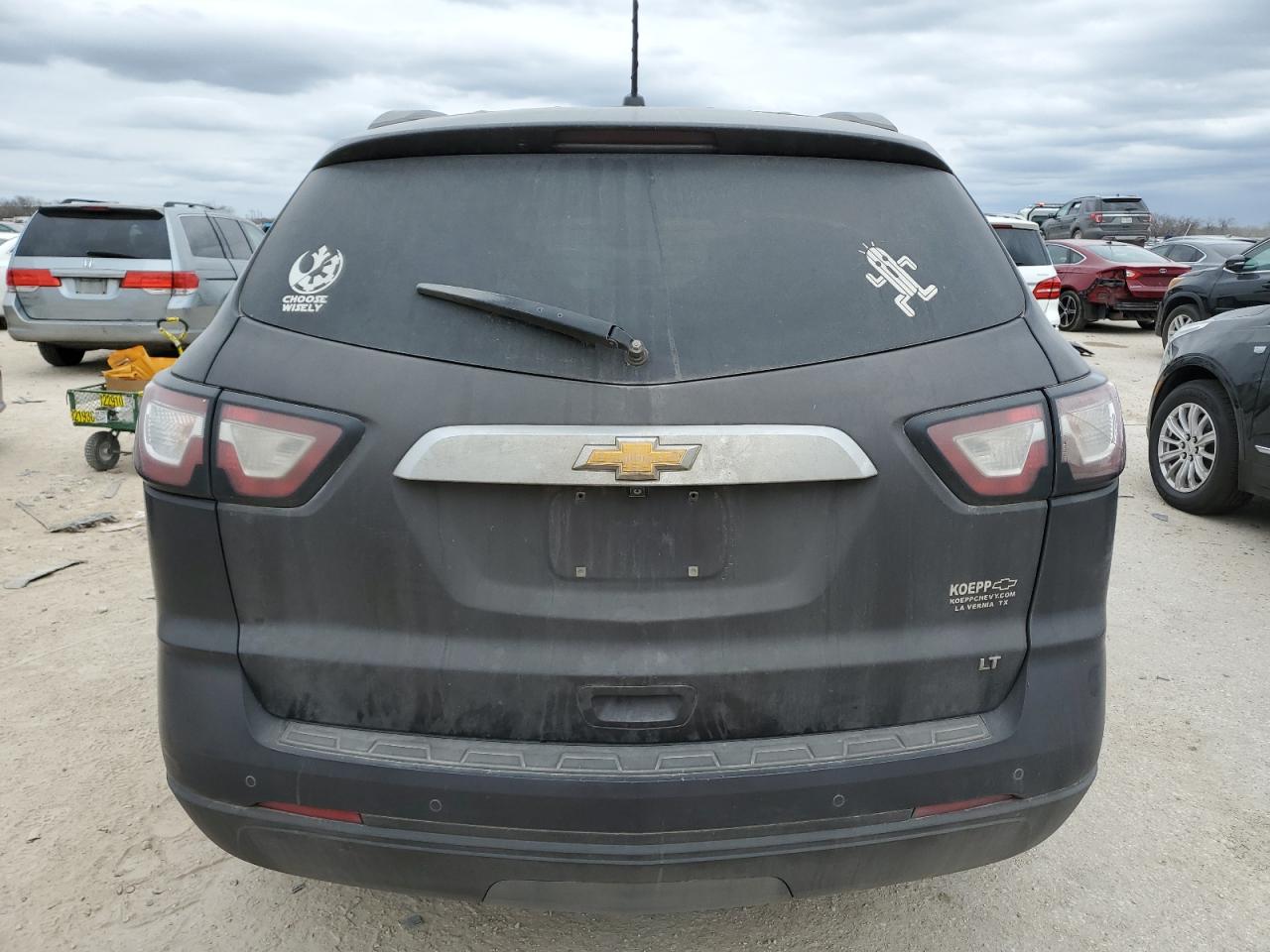 2015 Chevrolet Traverse VIN 1GNKRGKDXFJ359096 Copart auction photo, front end / minor dent/scratches damage thumbnail 6