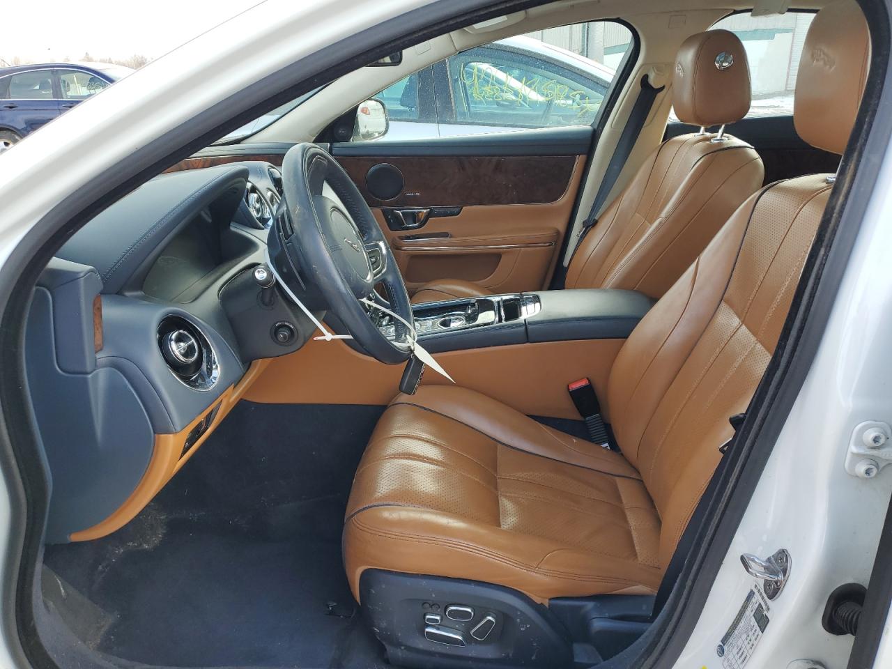2015 Jaguar XJ VIN SAJWJ2GD5F8V77355 Copart auction photo, front end damage thumbnail 7