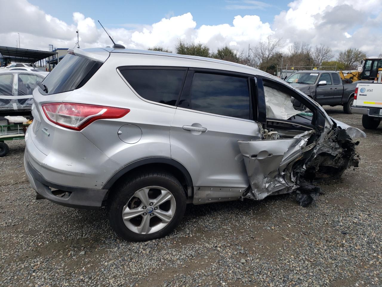 2013 Ford Escape VIN 1FMCU0GX8DUC94066 Copart auction photo, rollover damage thumbnail 3