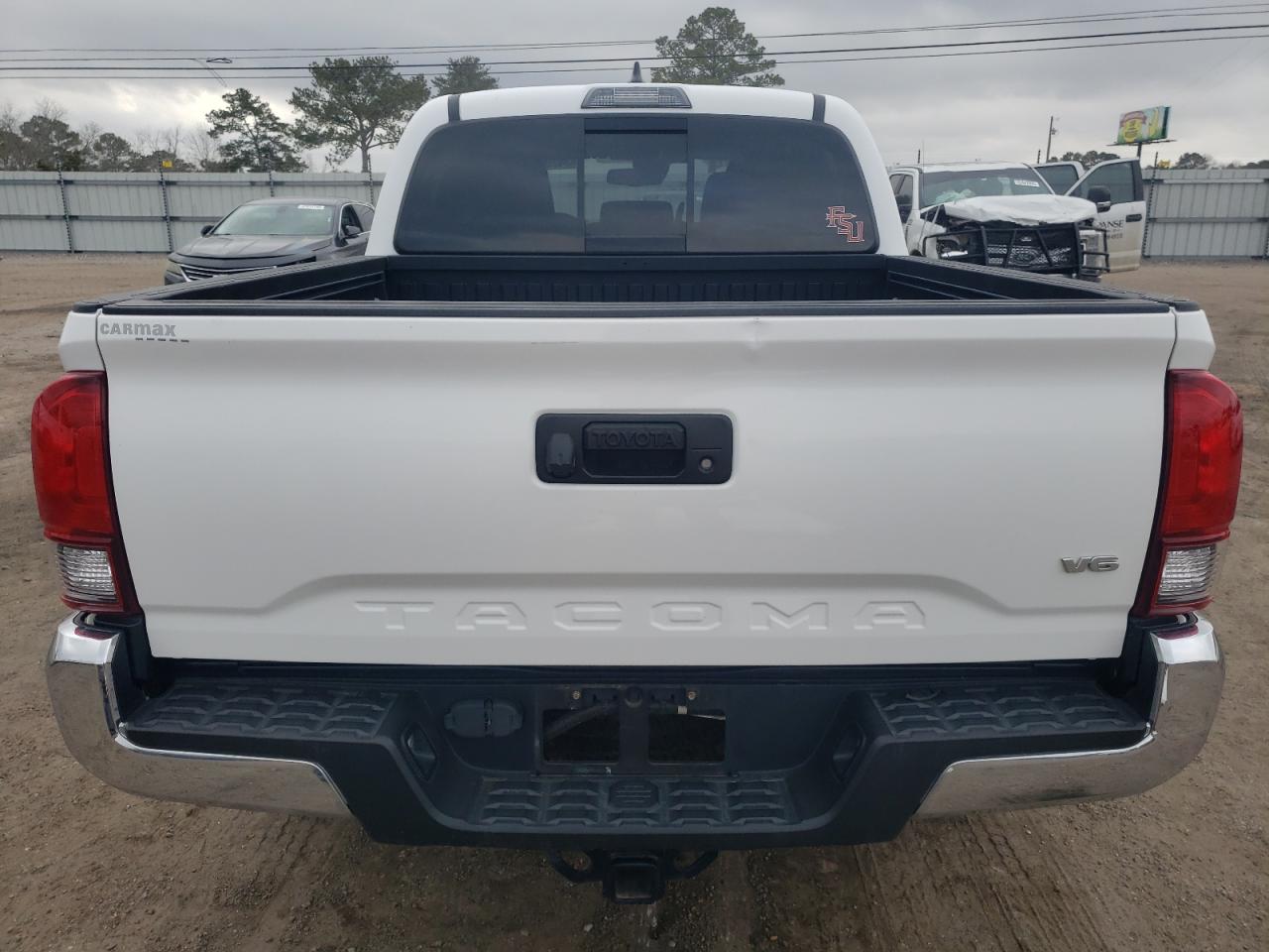 2018 Toyota Tacoma VIN 3TMCZ5AN0JM147377 Copart auction photo, front end / minor dent/scratches damage thumbnail 6
