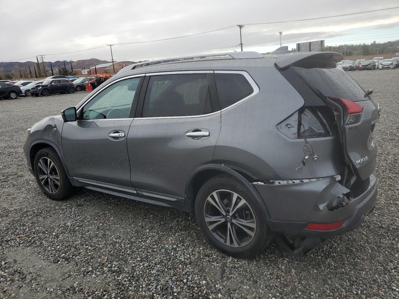 2018 Nissan Rogue VIN 5N1AT2MT9JC737530 Copart auction photo, rear end / front end damage thumbnail 2