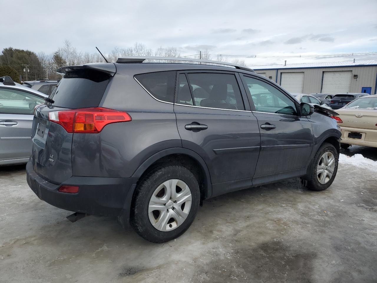 2013 Toyota RAV 4 VIN 2T3BFREV8DW073909 Copart auction photo, front end damage thumbnail 3