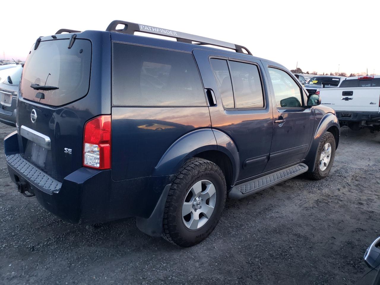 2006 Nissan Pathfinder VIN 5N1AR18W96C647024 Copart auction photo, front end damage thumbnail 3