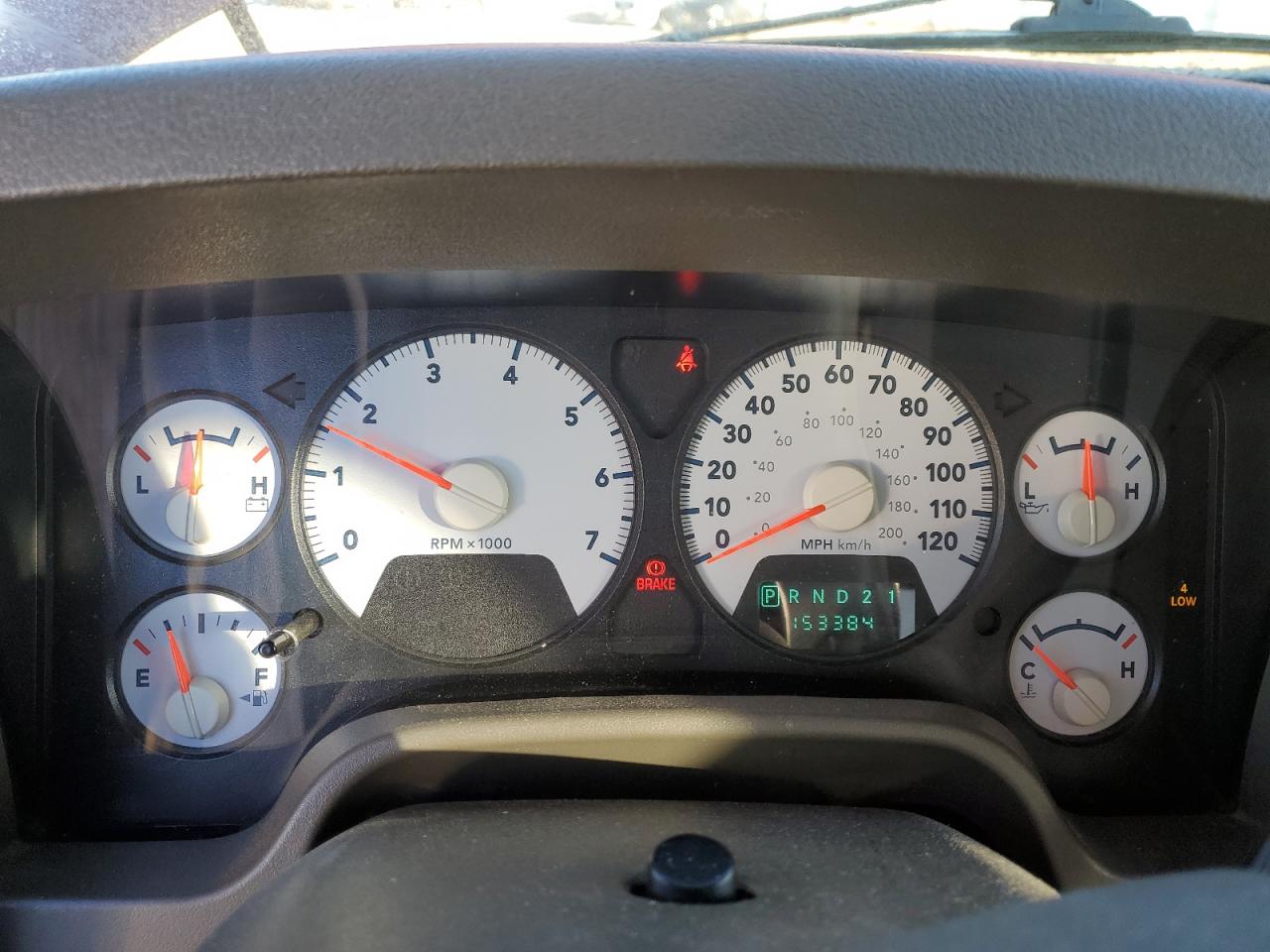 2007 Dodge RAM VIN 1D7HU18237J517712 Copart auction photo, front end / undercarriage damage thumbnail 9
